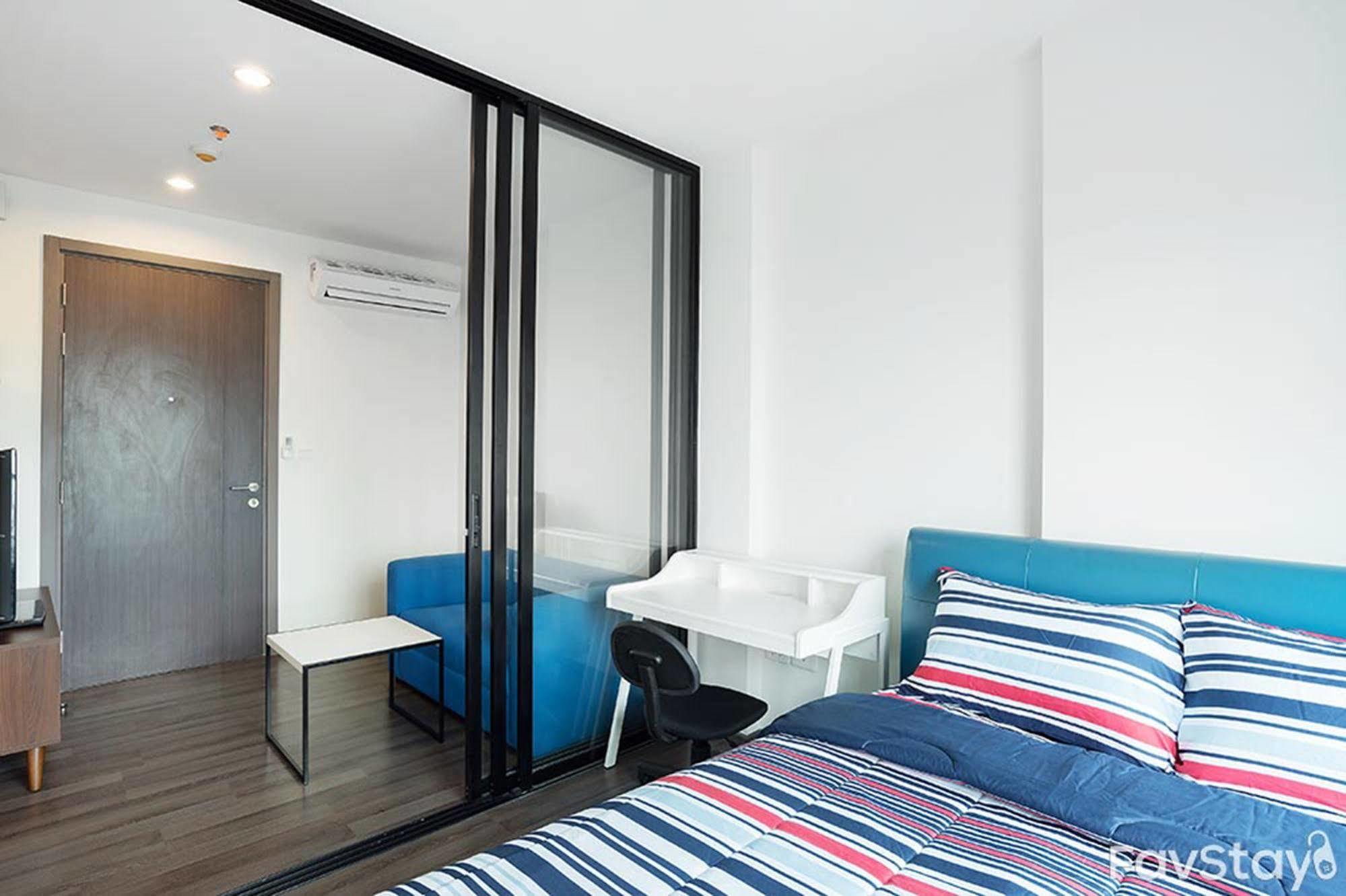 The Base Park West By Favstay 3* Bangkok