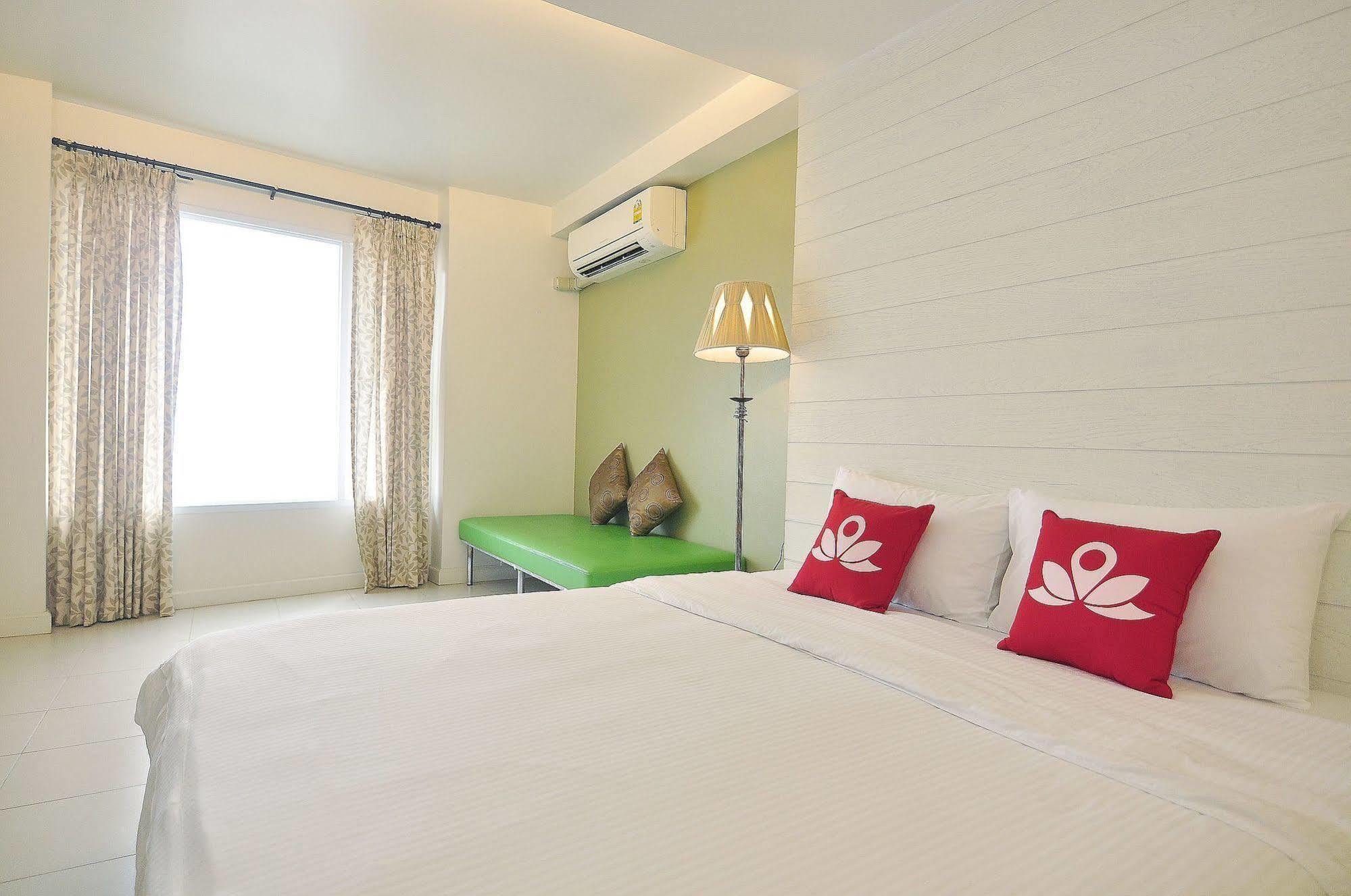 Zen Rooms Panurangsri Bangkok