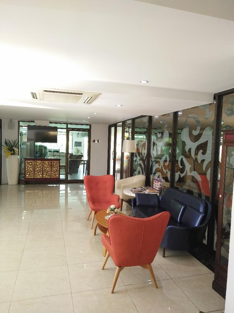 Lasalle Y 3* Bangkok