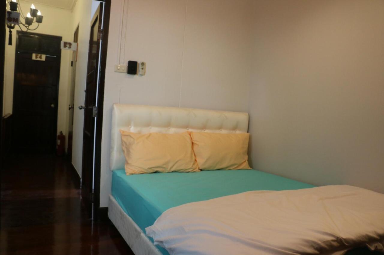 First 1 Boutique At Sukhumvit 1 *