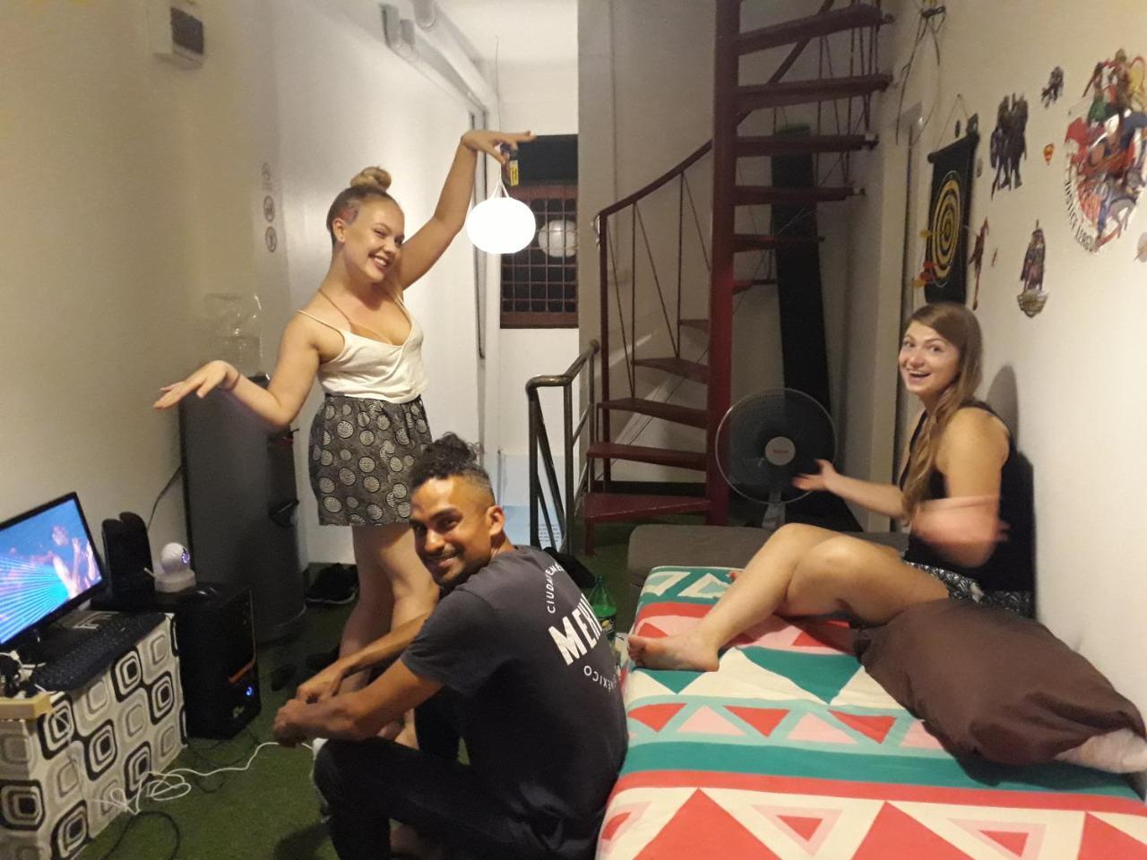Vr Khaosan