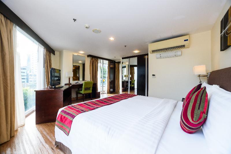 Hotel Lohas Residences Sukhumvit 2 4*