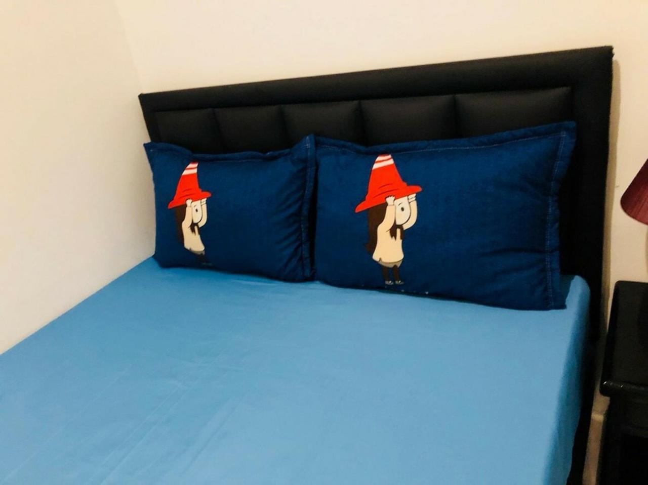 First 1 Boutique At Sukhumvit 1 Hostel *