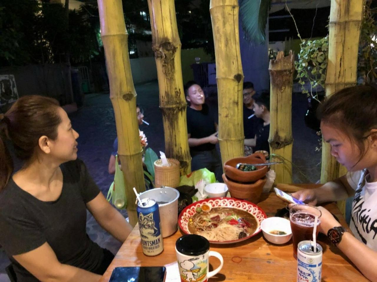 First 1 Boutique At Sukhumvit 1 Hostel