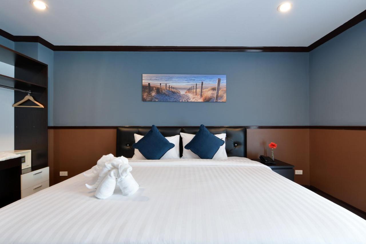 The Breton Hotel Media 4* Bangkok