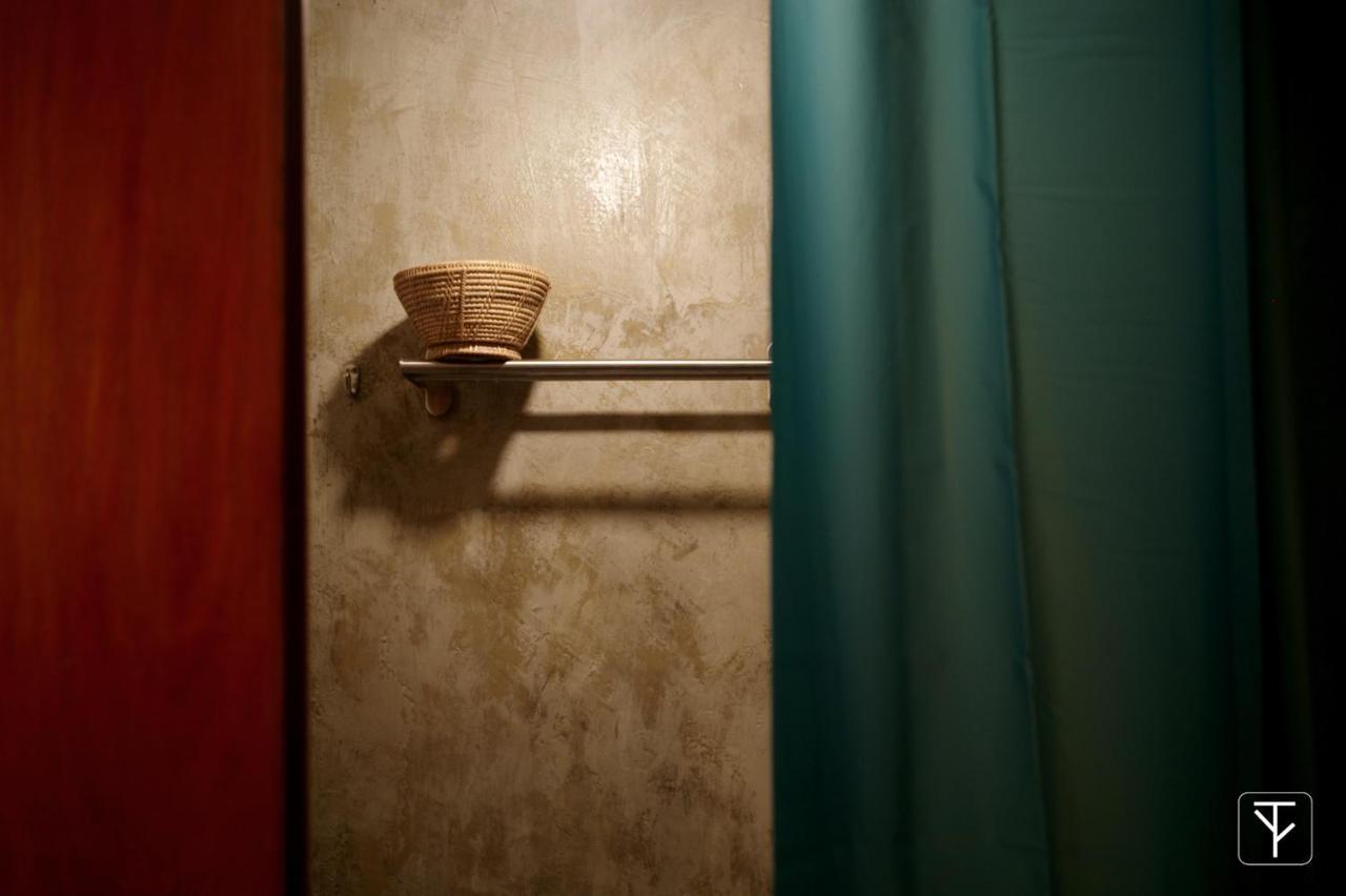 T-boutique - Hua Lamphong Hostel *