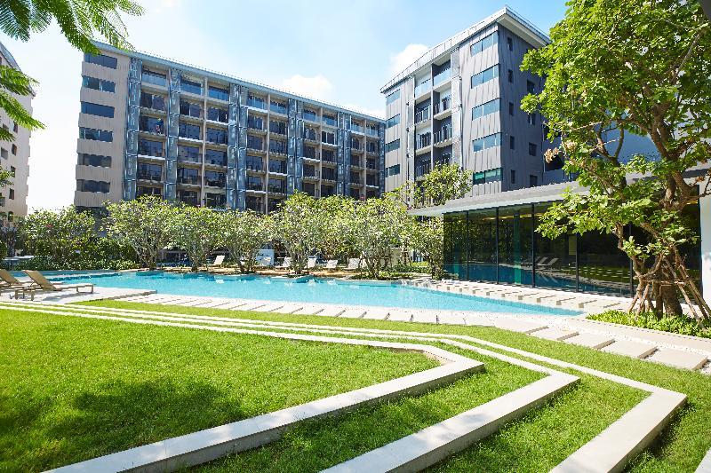 Floral - Blossom Sathorn Hospitality