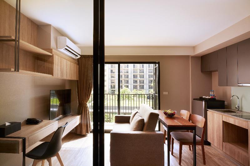 Floral - Blossom Sathorn Hospitality Hotel Bangkok