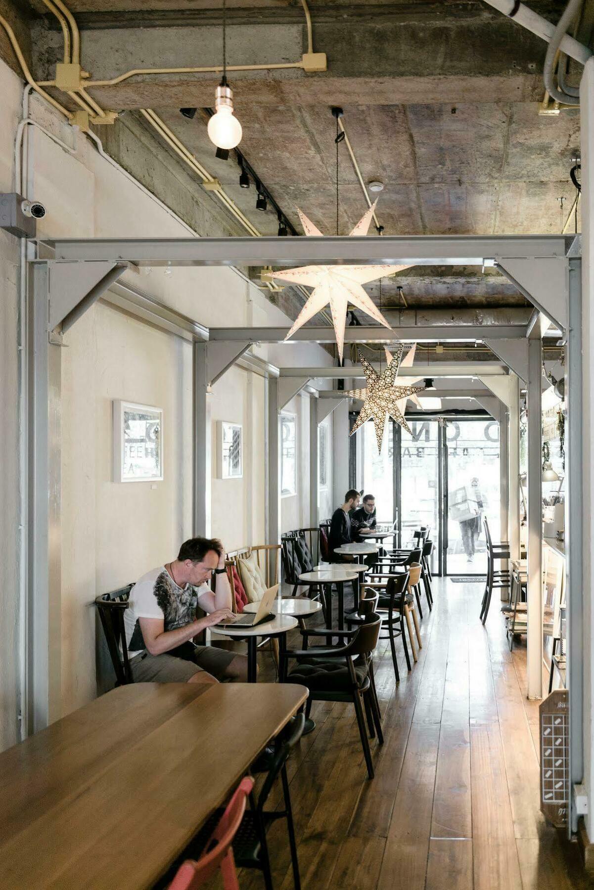 Good One Poshtel&cafe Bar Hostel *