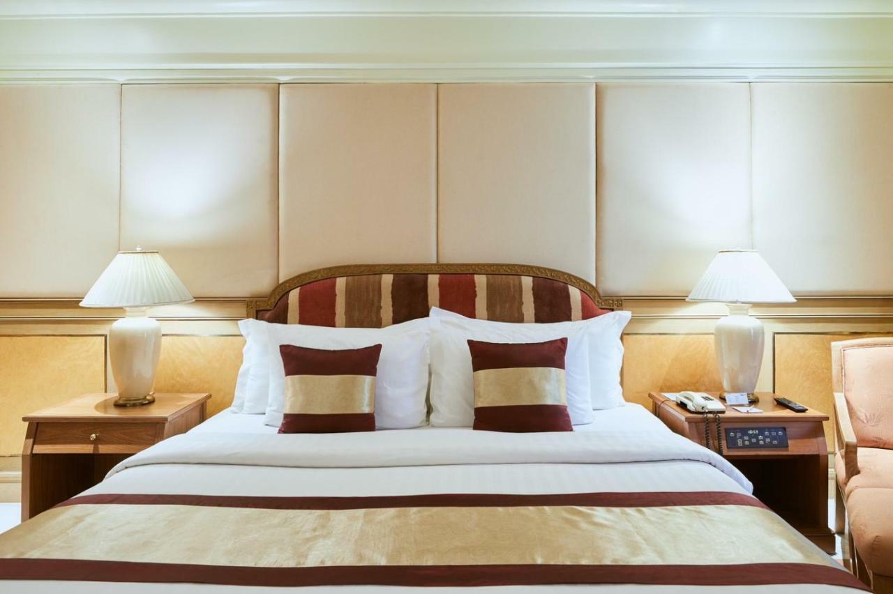 Hotell The Royal 4*