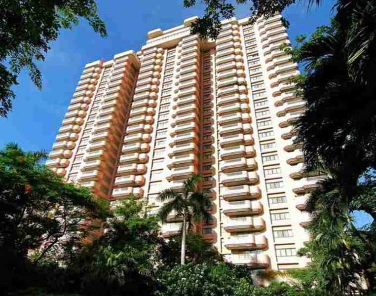 Pantip Khách sạn 4*