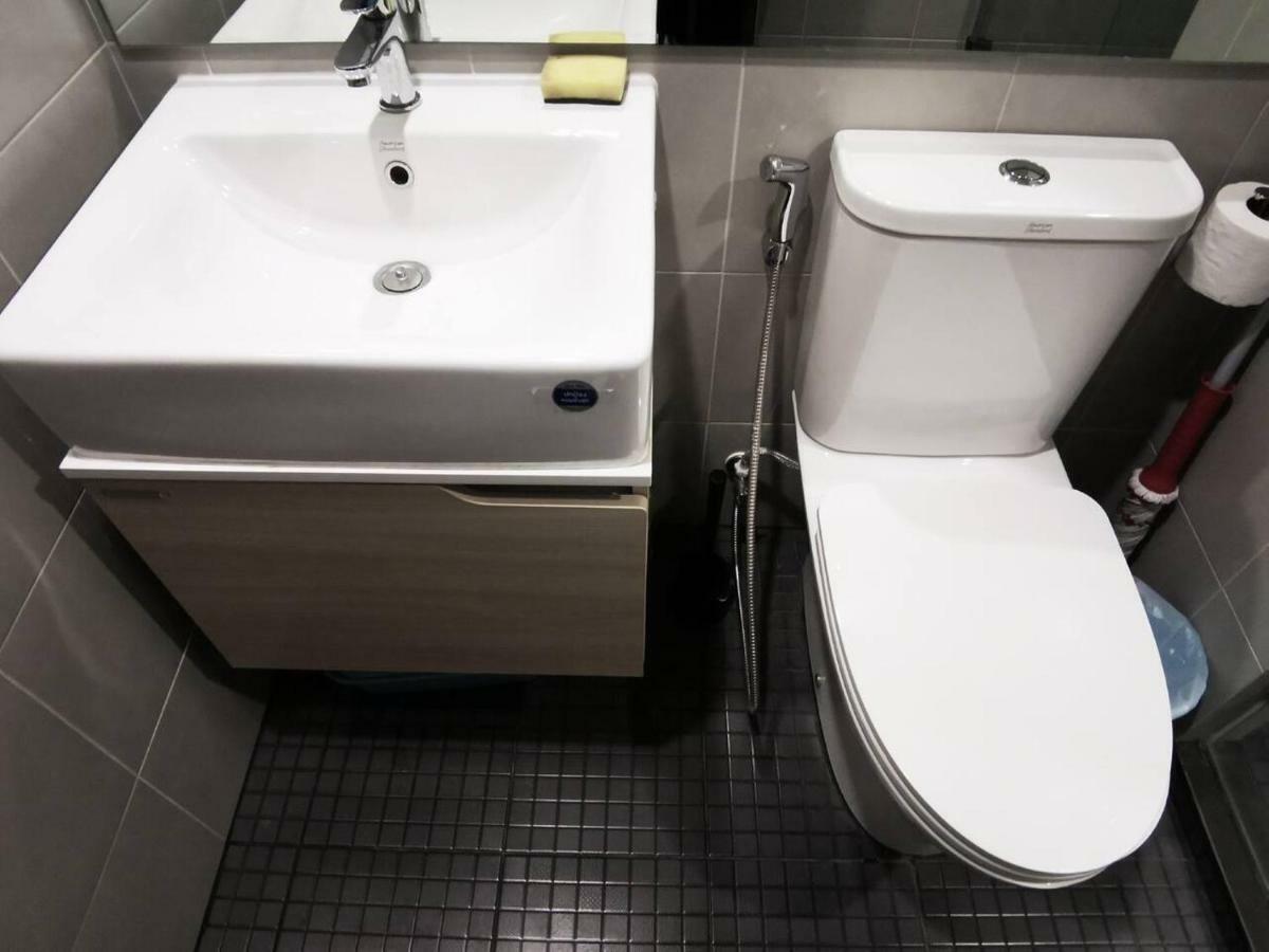 Apartment Ideo O2曼谷bangna区三万平森林轻氧公寓三个超大网红打卡泳池两个健身房足球场绿道都在小区内 *