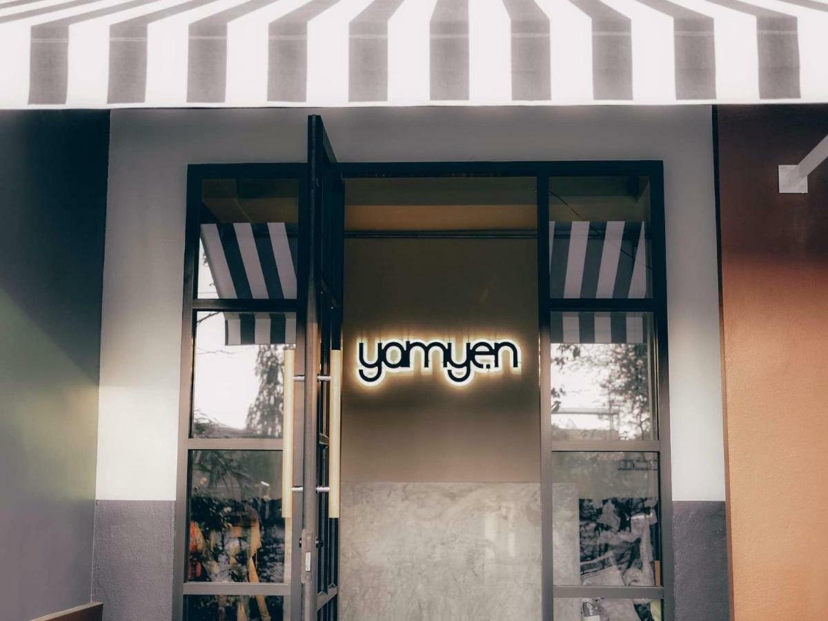 Yam Yen Asrama Bangkok