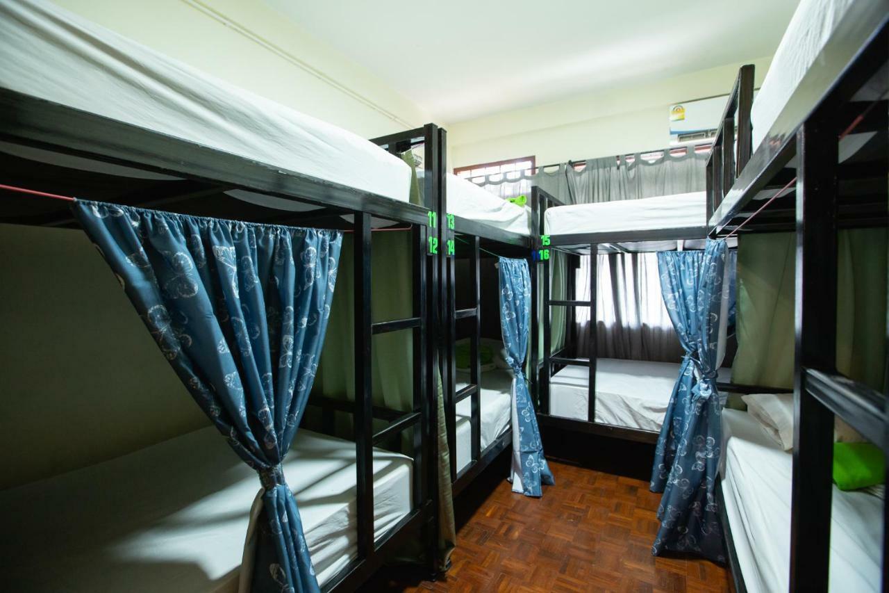 Hostel The Bridge