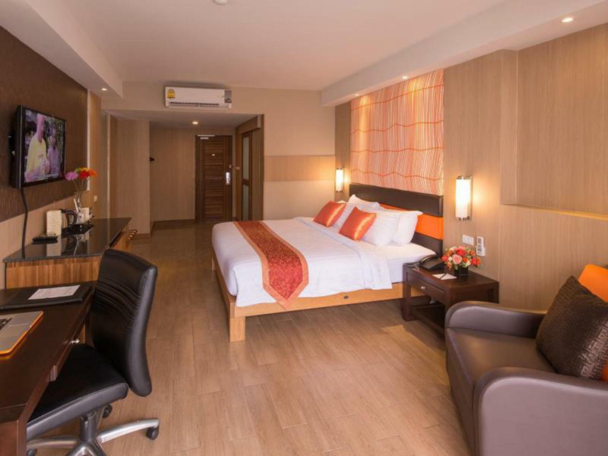 Dynasty Grande Hotel