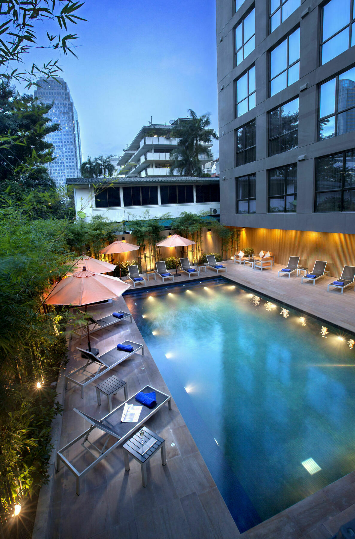 Hotel Galleria 12 Sukhumvit By Compass Hospitality