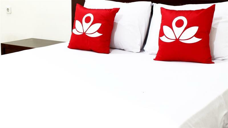 Zen Soi Sribumphen Hotel 3*