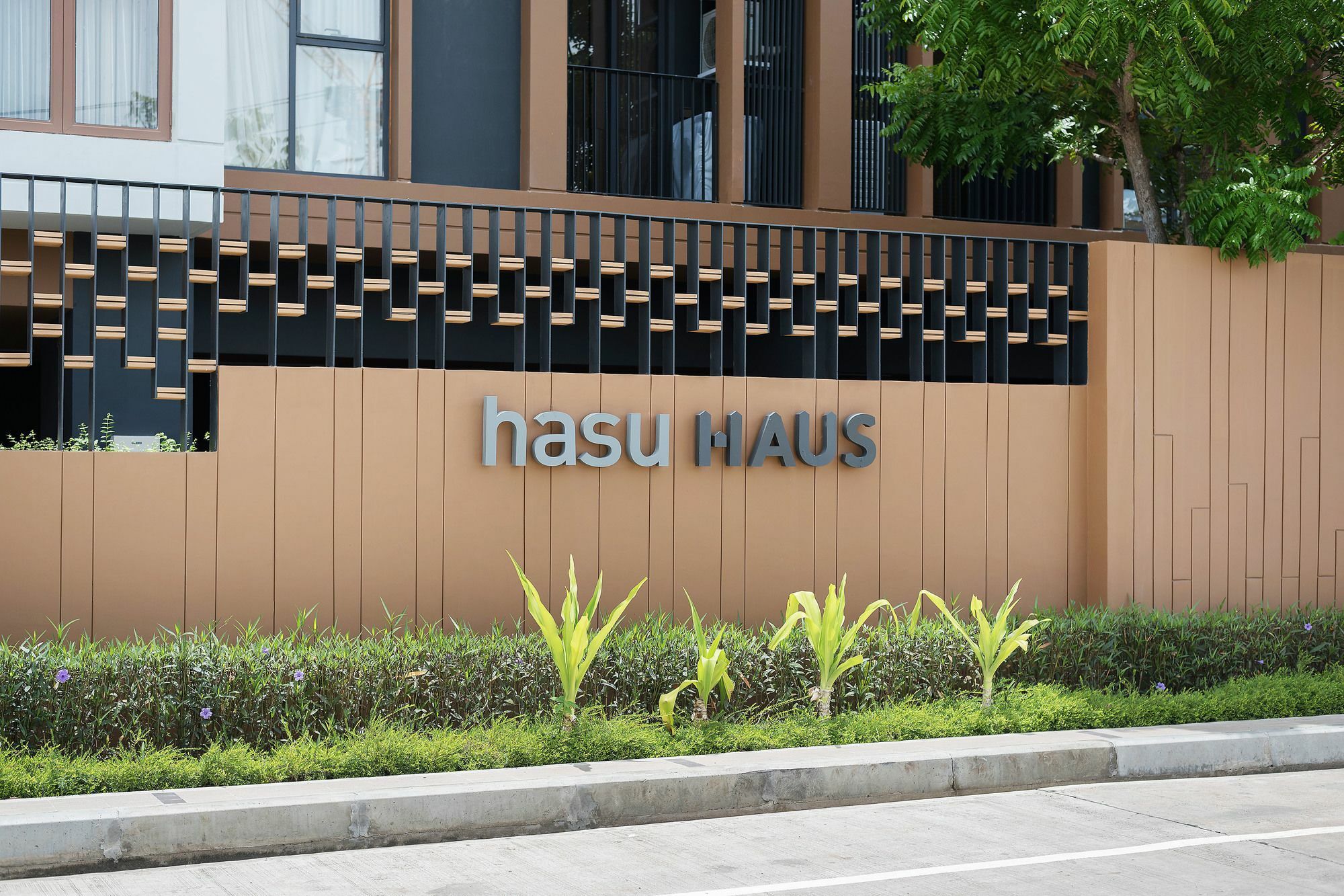 Hasu Haus By Favstay Banguecoque