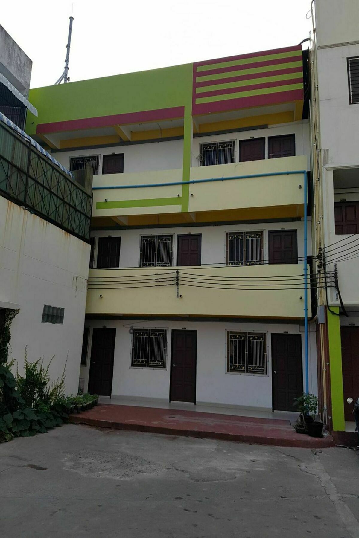 Airport Link Lardkrabang Mansion 2*