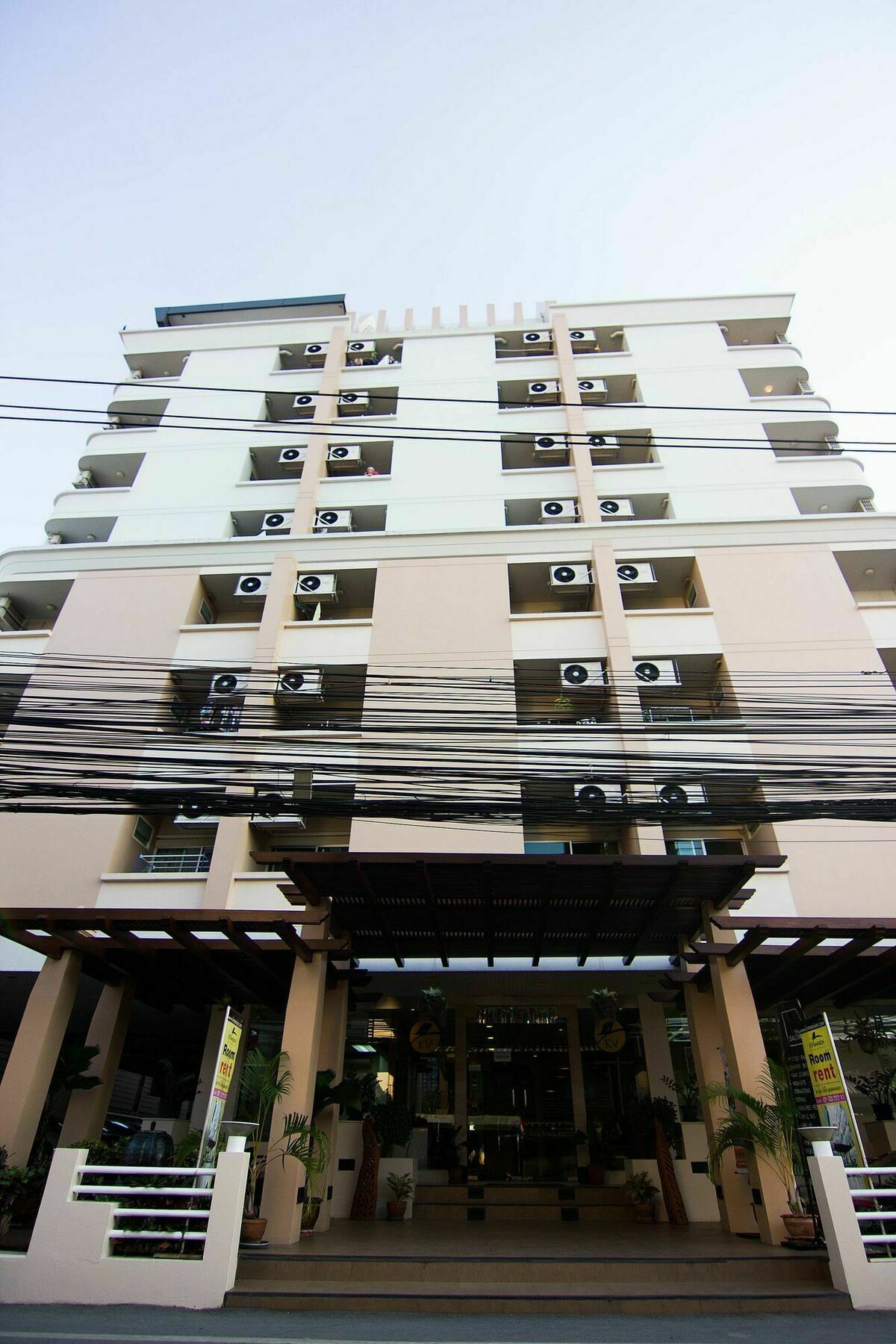 Zen Sukhumvit 81 3*