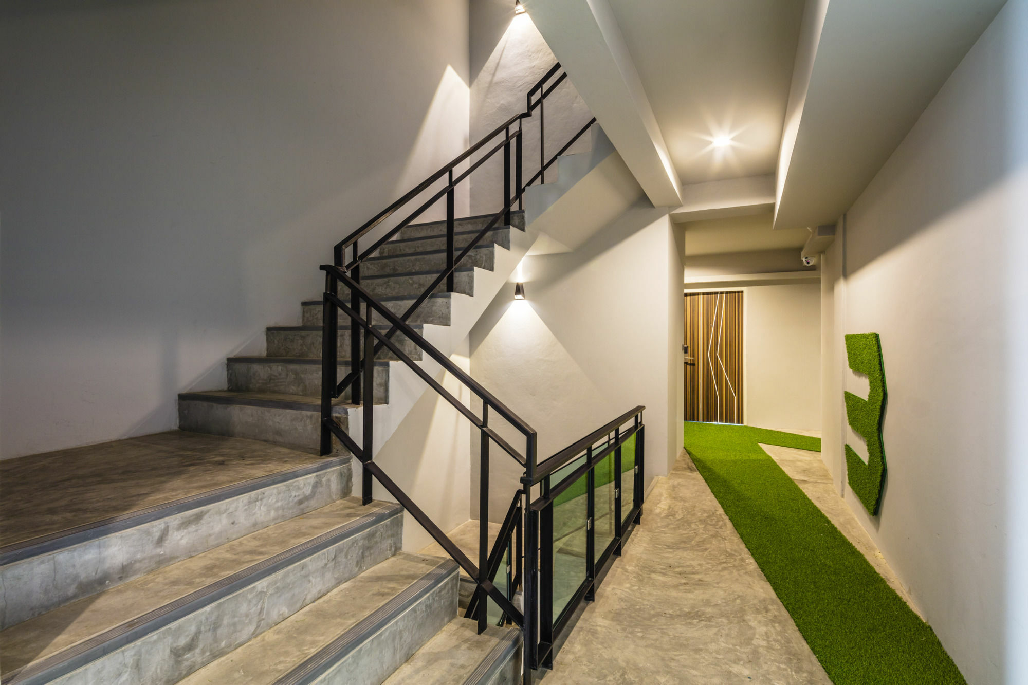 Khách sạn Atelier