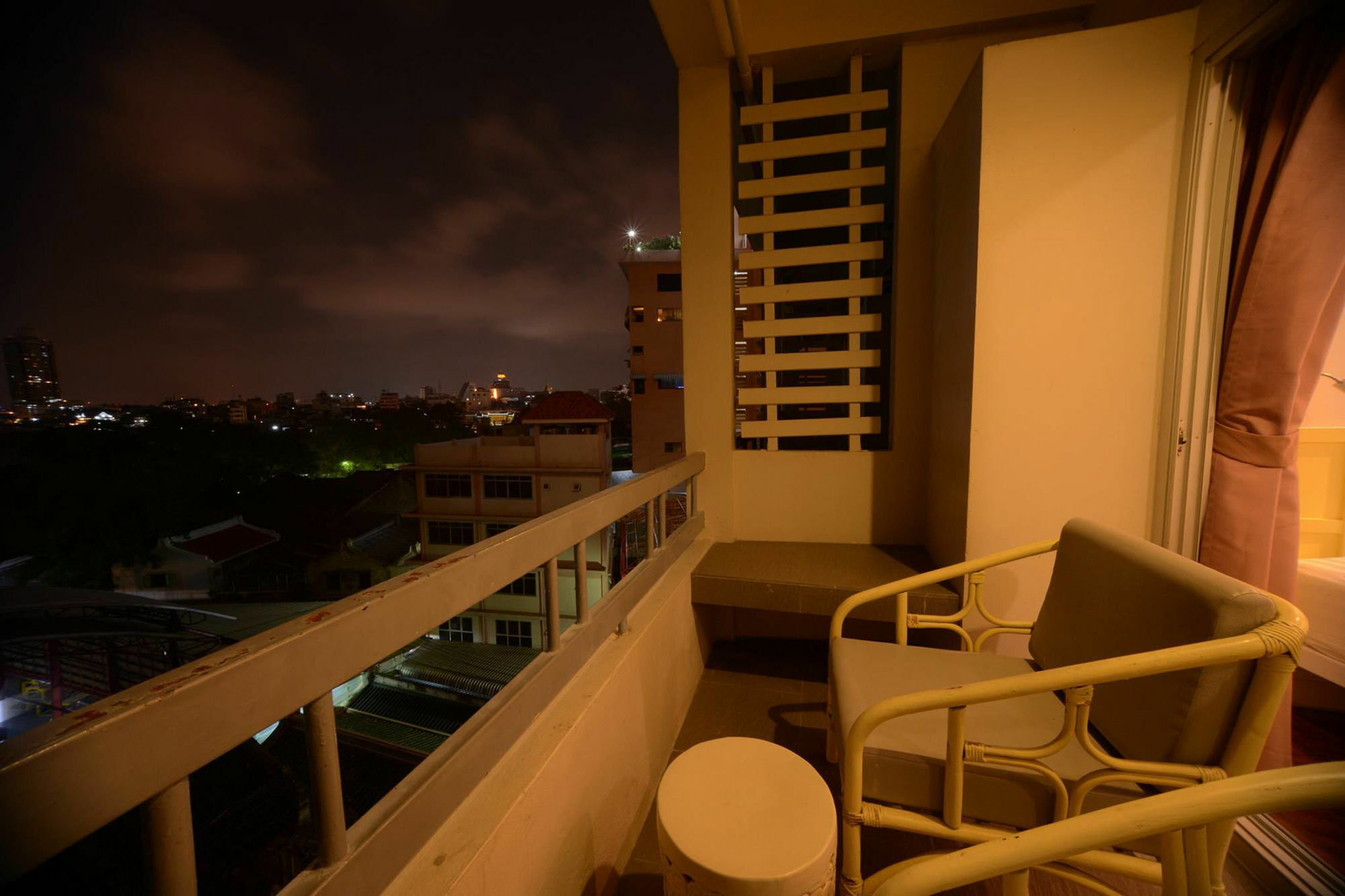 River View 2*
