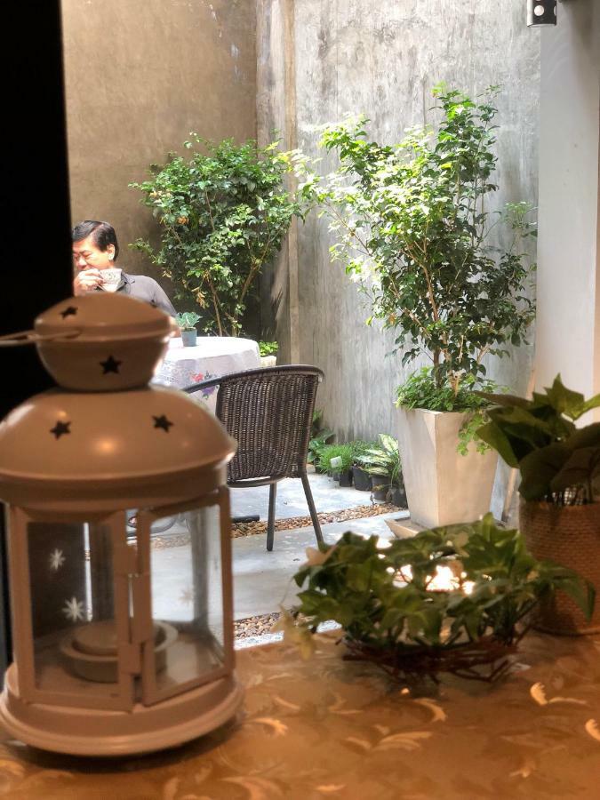 Alley Living Rama8 Apartamento *