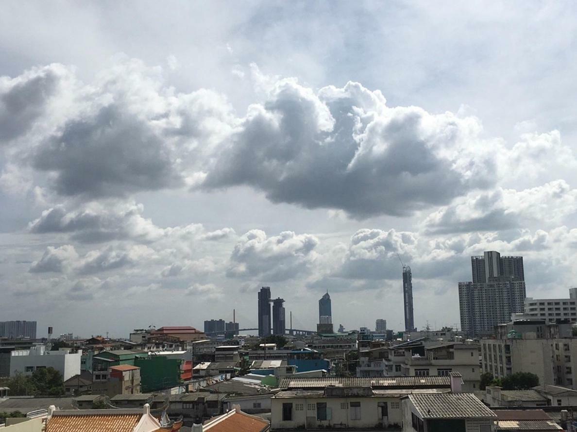 Pangsapuri Blossom Sathorn Charoenrat Bangkok