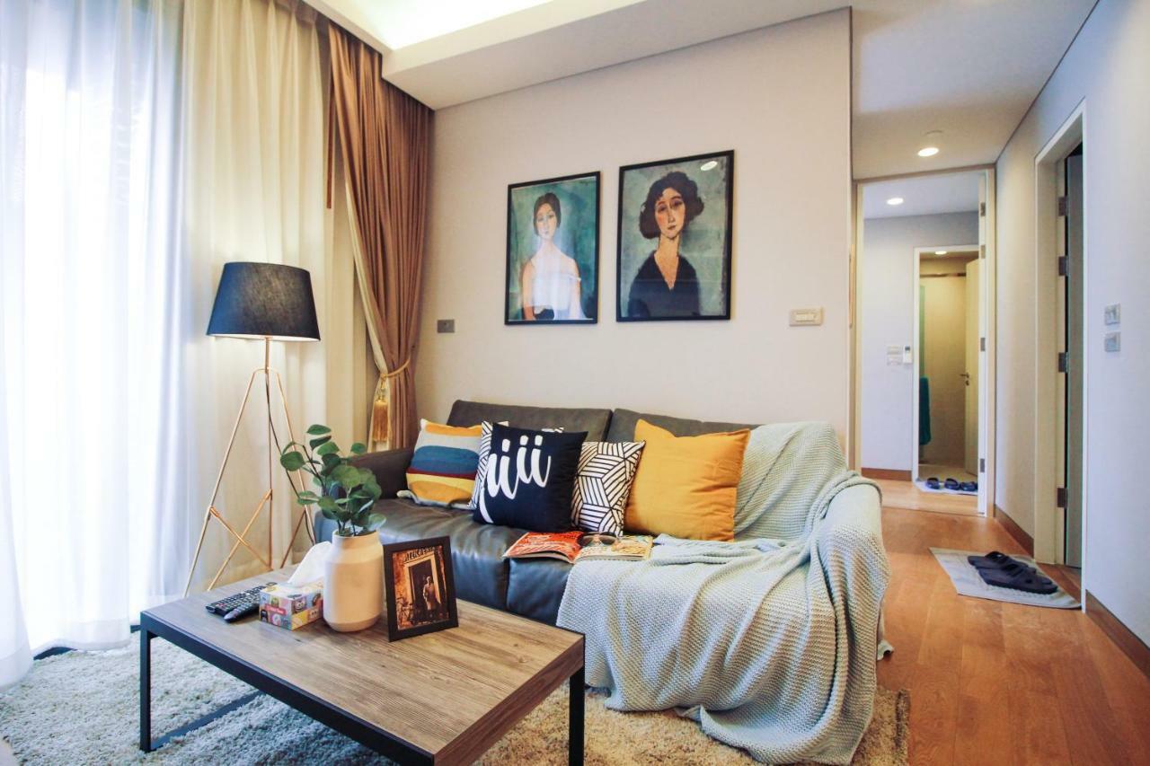 Hiii-homtel At Soi 24 Sukhumvit With Rooftop Boundless Pool-bts Phrom Phong&em District Bangkok