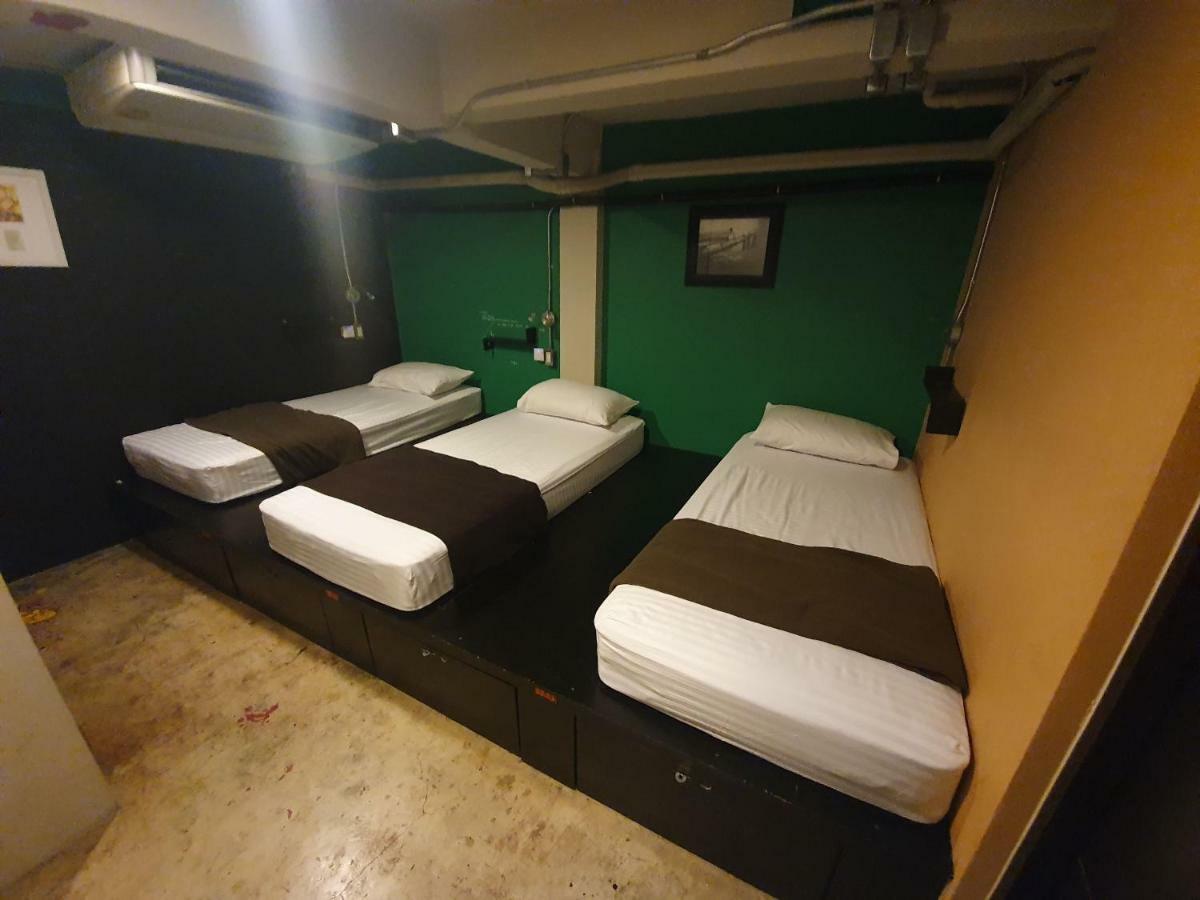 Silom Art Albergue