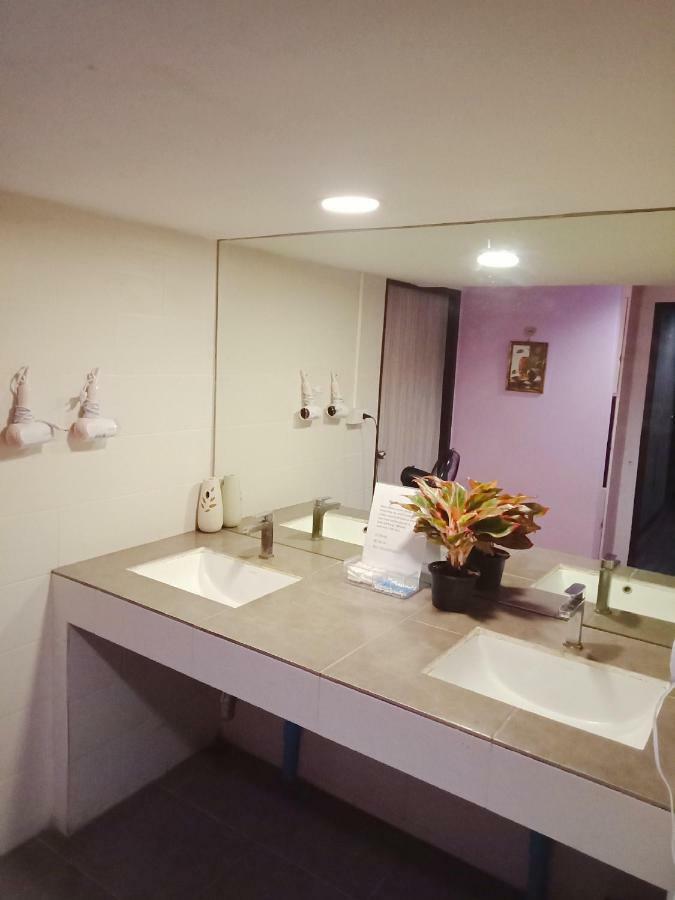 Badu Sukhumvit Habitación en casa particular Bangkok