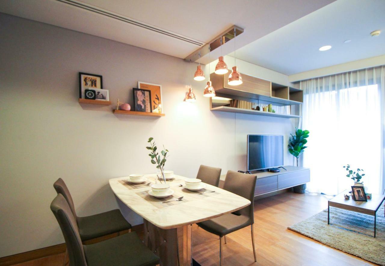 Apartment Hiii-homtel At Soi 24 Sukhumvit With Rooftop Boundless Pool-bts Phrom Phong&em District Bangkok