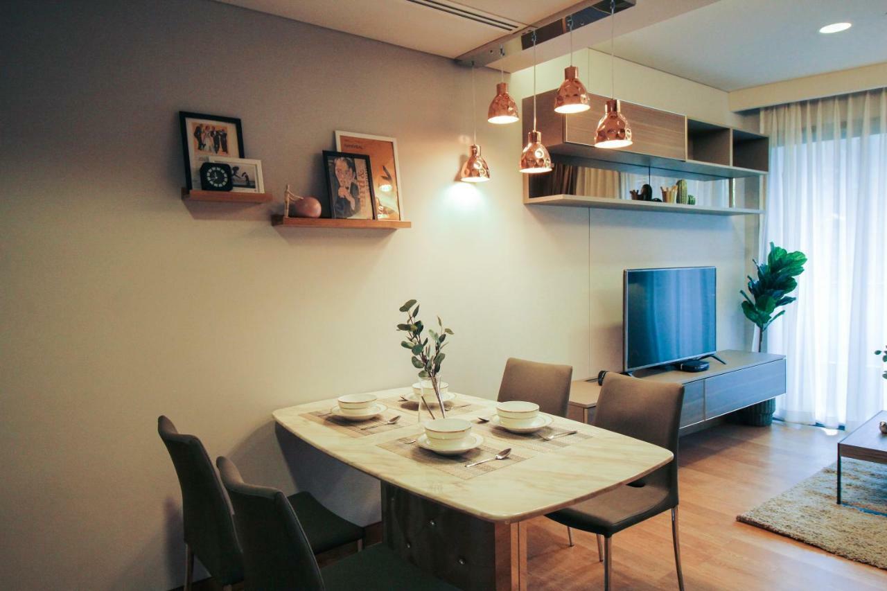 Hiii-homtel At Soi 24 Sukhumvit With Rooftop Boundless Pool-bts Phrom Phong&em District Apartment *