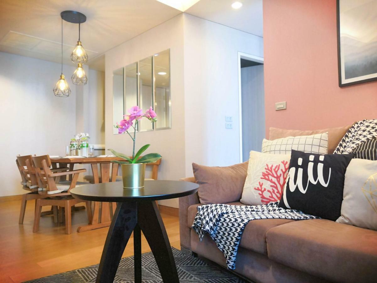 Hiii-homtel At Soi 24 Sukhumvit With Rooftop Boundless Pool-bts Phrom Phong&em District Apartment