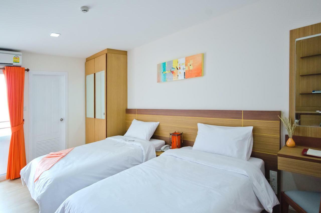Kozy Aparthotel