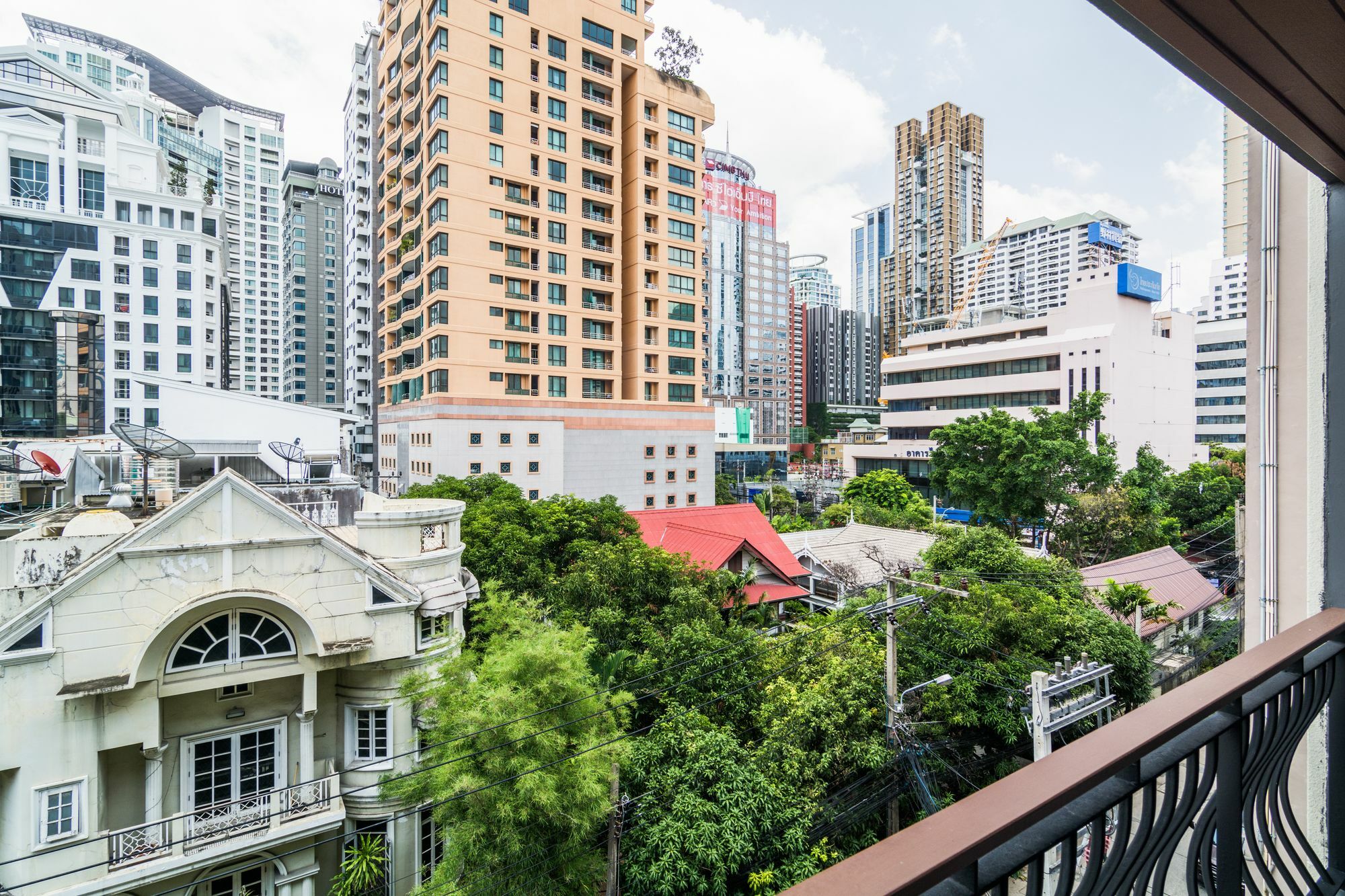 The Cityscape Langsuan By Favstay Bangkok