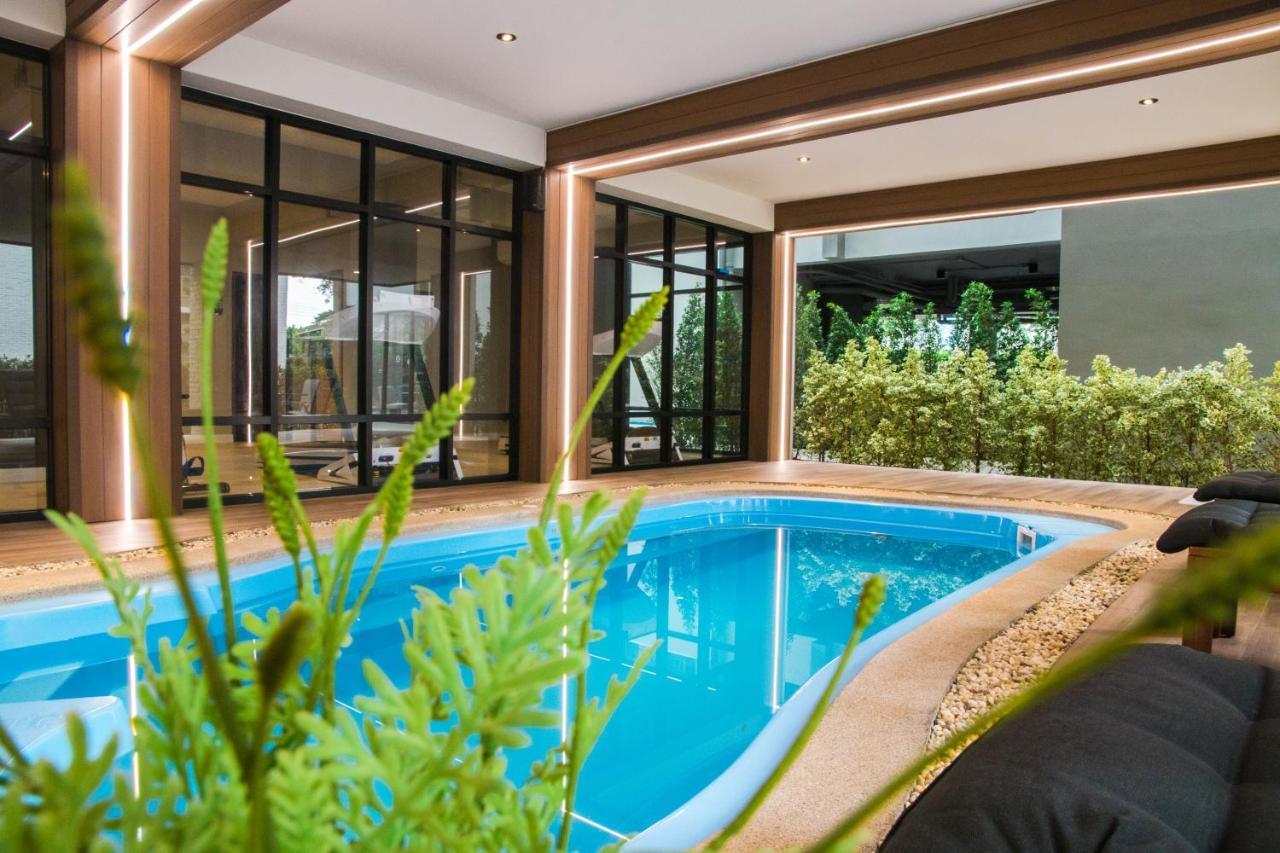 Hotel B Sha Certified 4*