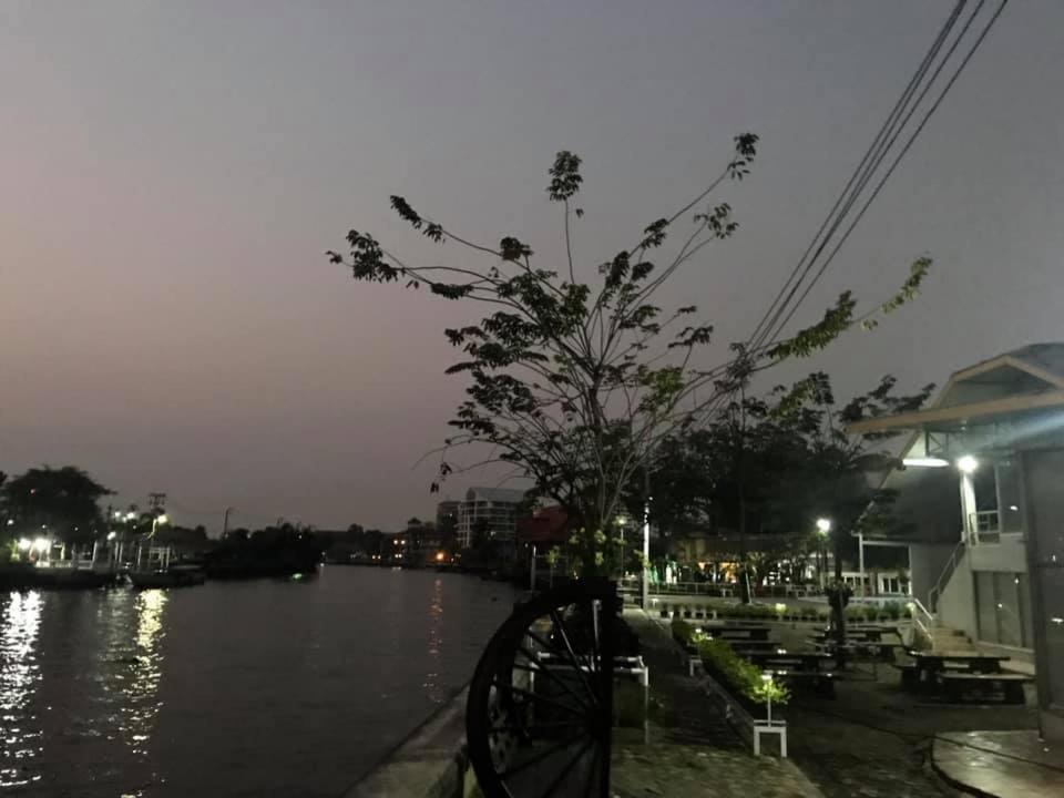Waterside Gasthof Bangkok