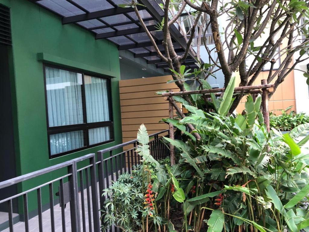 I Sukhumvit 77 Green Space Apartment *