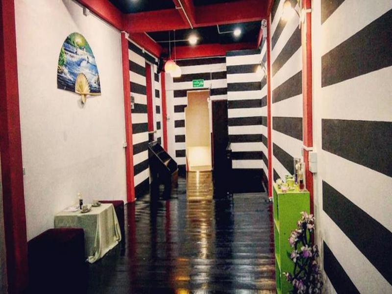 Hostel U