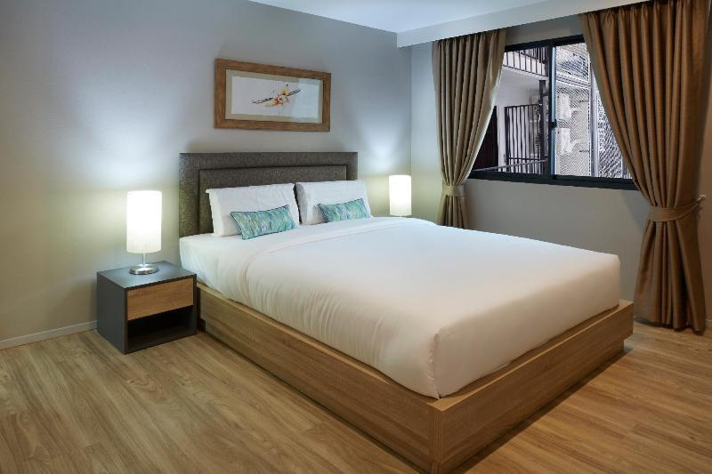 Floral - Blossom Sathorn Hospitality 5*