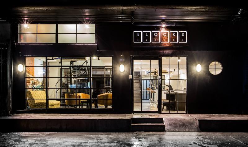The Blocks Sukhumvit 10 Asrama *