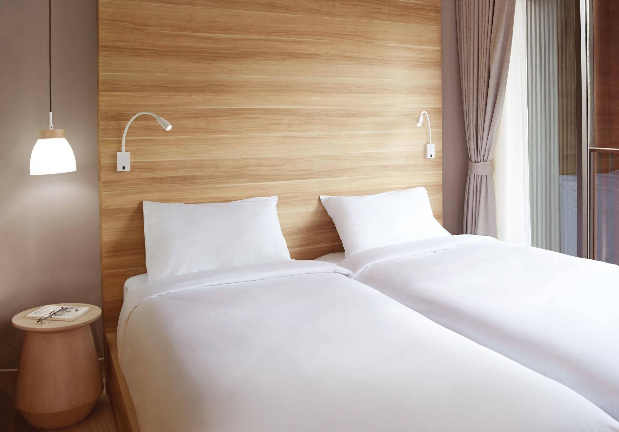 Happy 3 Hotell