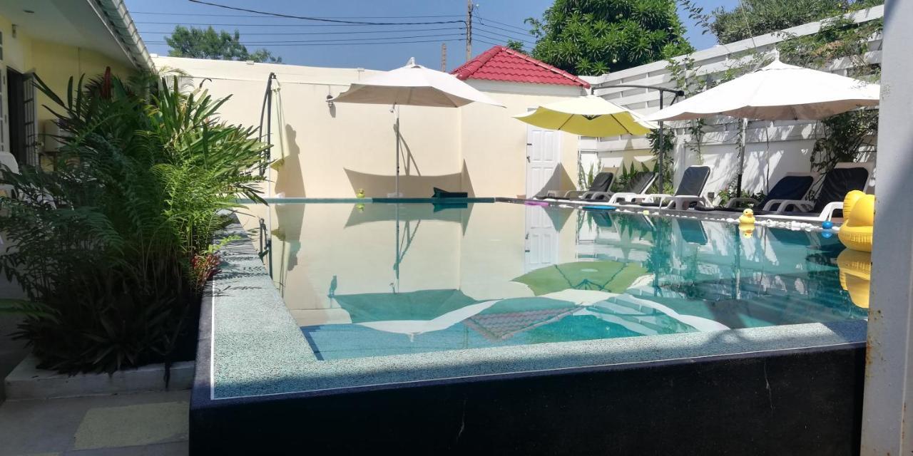 Pensión Barefeet Naturist (adults Only) Bangkok