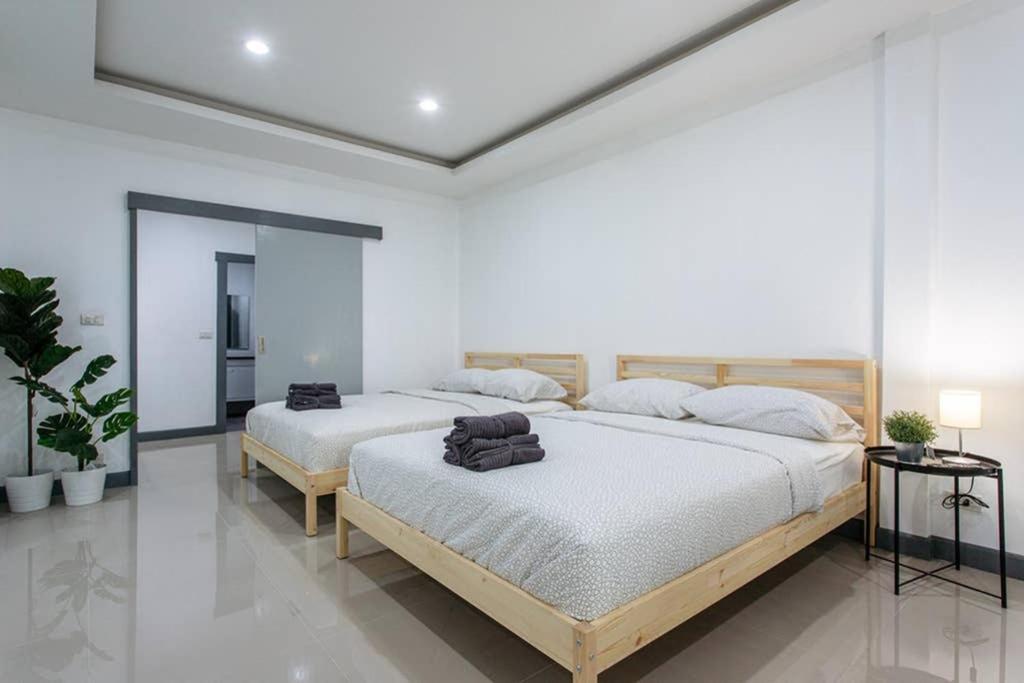 P4 Silom Large 2beds Full Kitchen Wifi 4-6pax Appartement