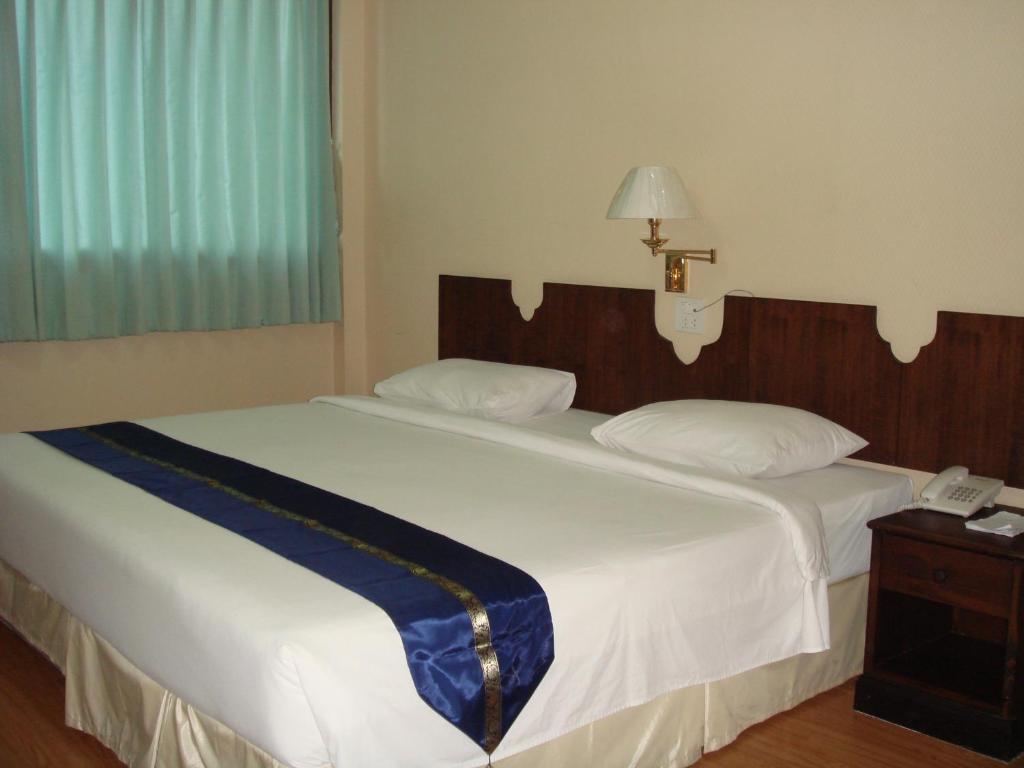 Inn Queen Lotus 3*