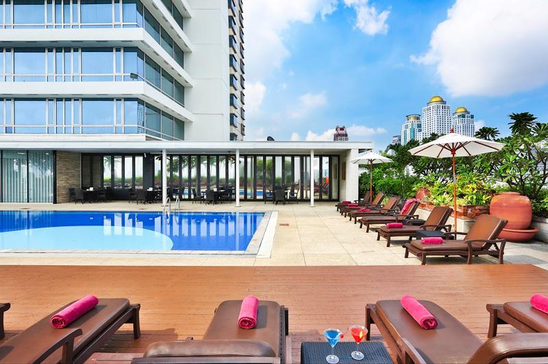 Eastin Makkasan, - Sha Extra