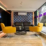 Studio Ekamai