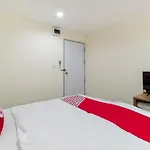 Oyo 439 Bed & Bus