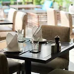 Narai Hotel